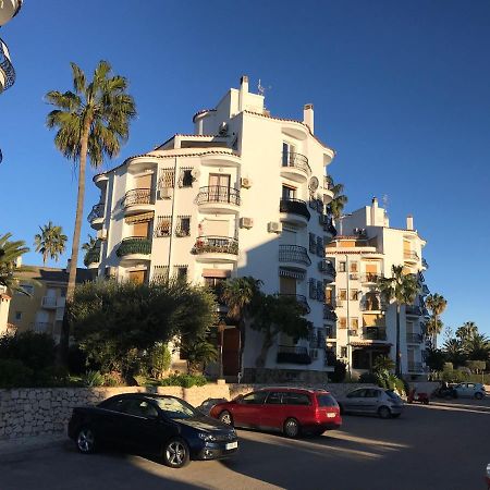 Estudio En Denia Con Piscina Y Wifi Privada, A 100 M Del Mar Bagian luar foto