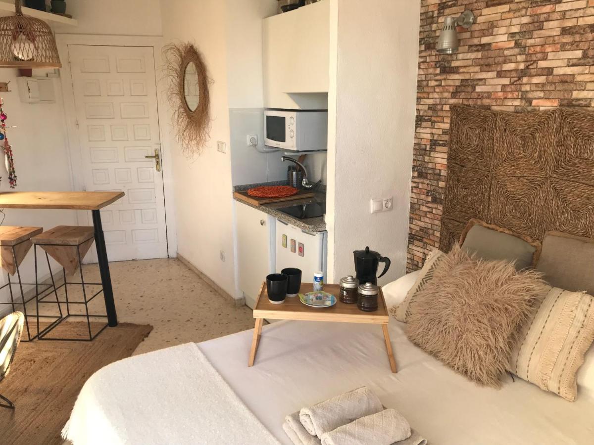 Estudio En Denia Con Piscina Y Wifi Privada, A 100 M Del Mar Bagian luar foto